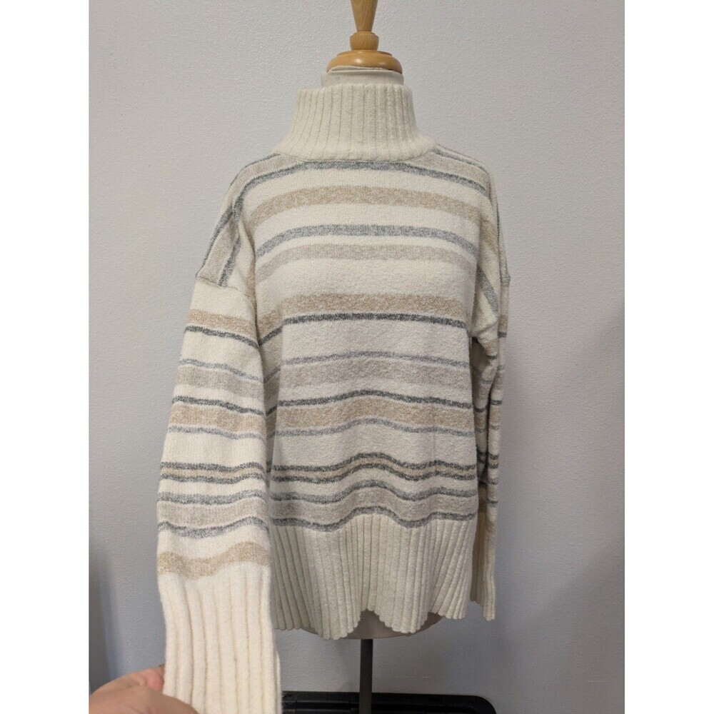 Eddie Bauer Beige Ivory Gray Striped Turtleneck Sweater sz M Classic Preppy - Picture 3 of 9
